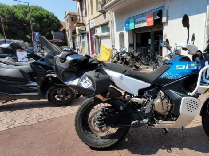 HUSQVARNA NORDEN 901 EXPEDITION 4