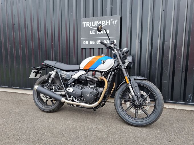 TRIUMPH SPEED TWIN 900 4