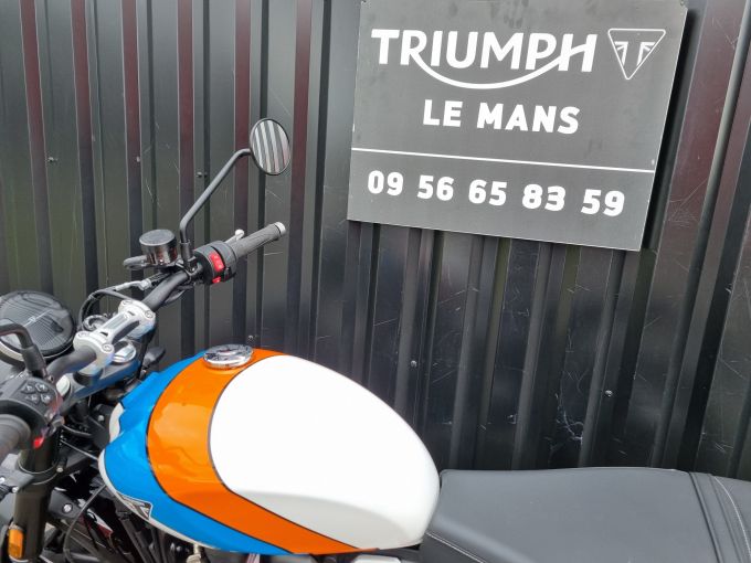 TRIUMPH SPEED TWIN 900 4