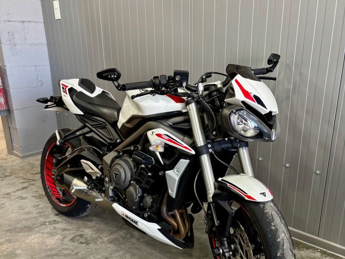 TRIUMPH STREET TRIPLE 660 S A2 4