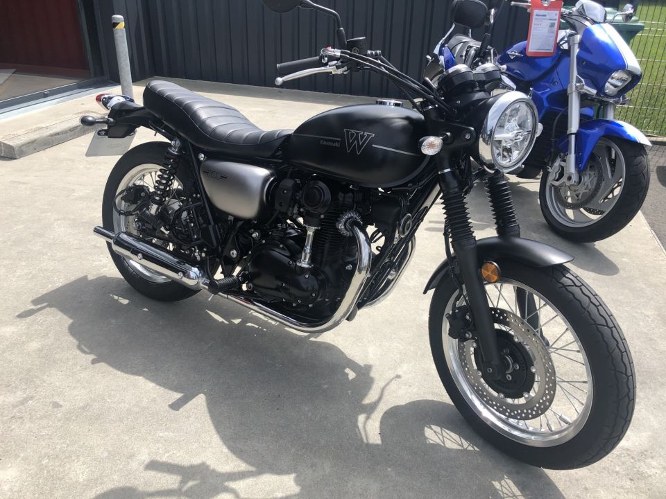 KAWASAKI W 800 4