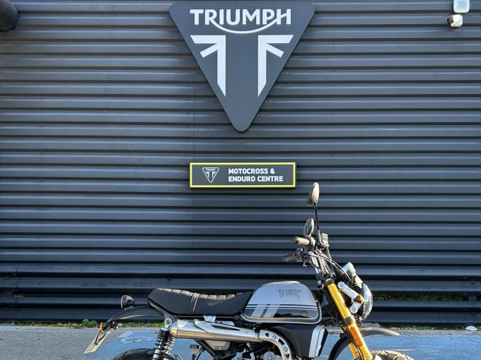 BLUROC MOTORCYCLE X BONGO 4
