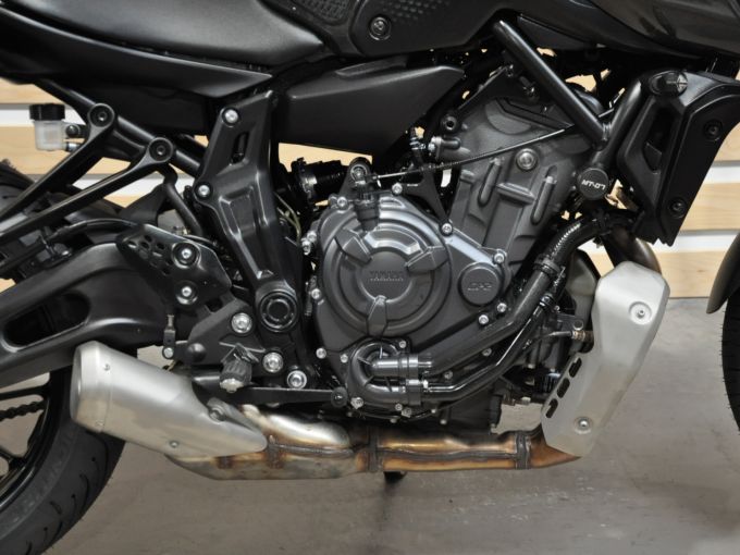 YAMAHA MT-07 (47.5CV) 4