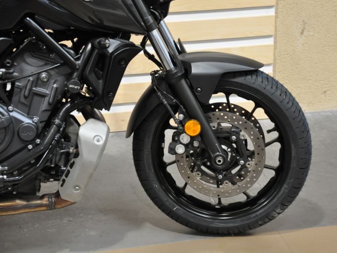 YAMAHA MT-07 (47.5CV) 4