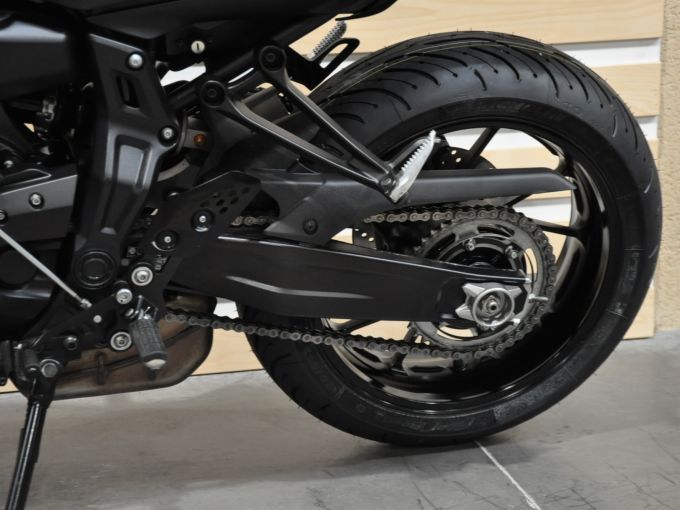 YAMAHA MT-07 (47.5CV) 4