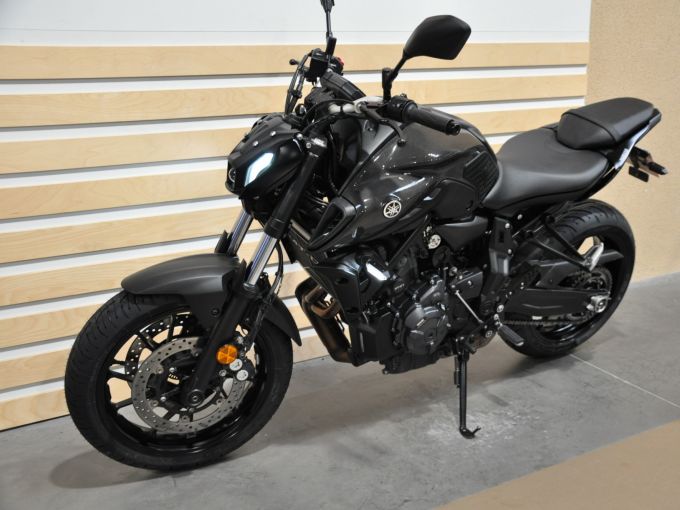 YAMAHA MT-07 (47.5CV) 4