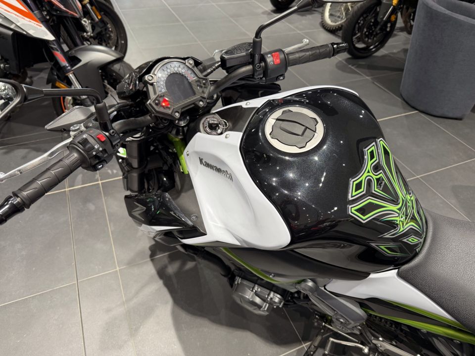 KAWASAKI Z 900 4