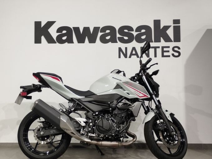 KAWASAKI Z400 4
