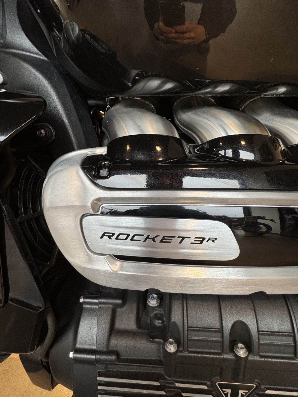 TRIUMPH ROCKET 3 R 4