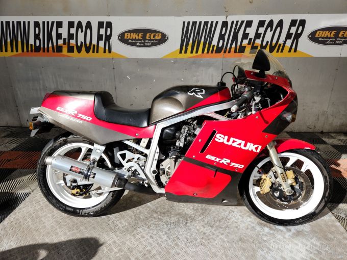 SUZUKI GSX-R 750 4