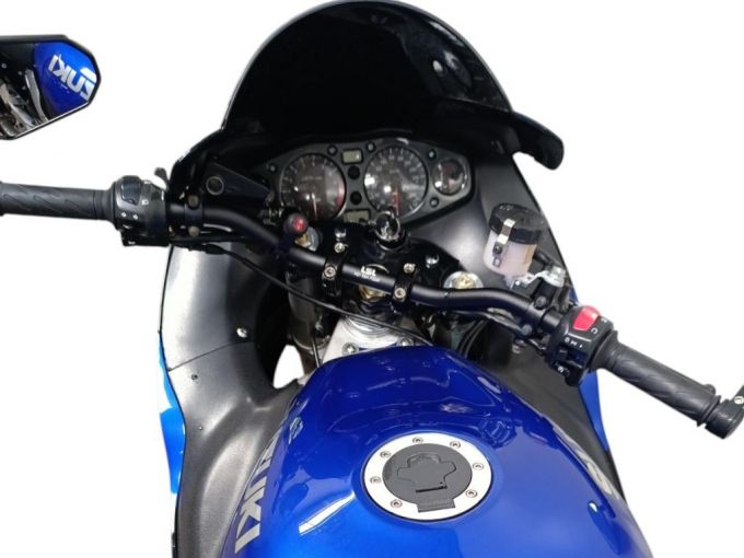 SUZUKI GSX-R 1300 HAYABUSA 4