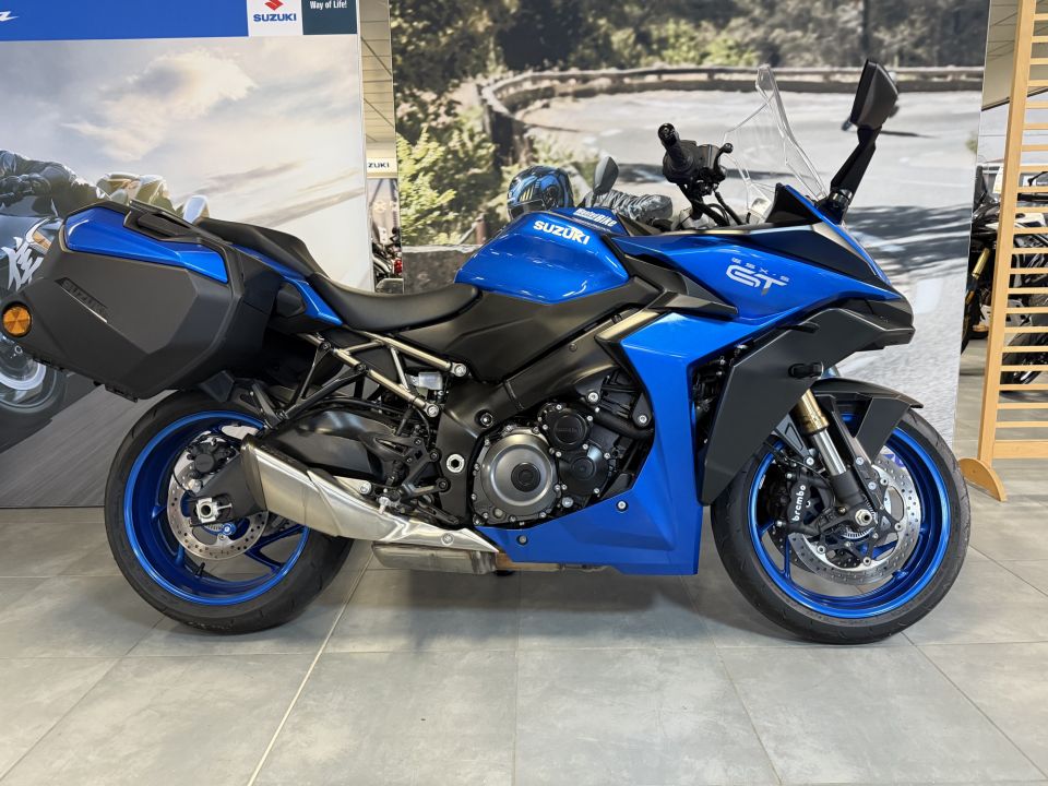 SUZUKI GSX-S 1000 GT 4