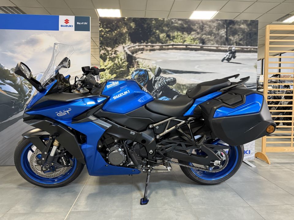 SUZUKI GSX-S 1000 GT 4