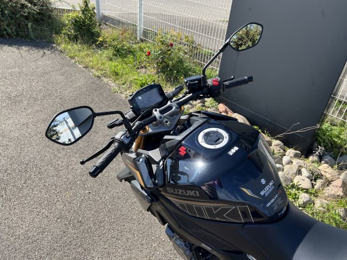 SUZUKI GSX-S 1000 ABS 4
