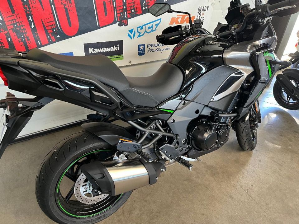 KAWASAKI Versys 1100 4
