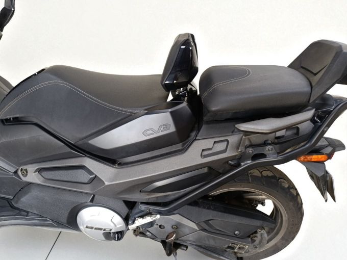 KYMCO CV3 550 4