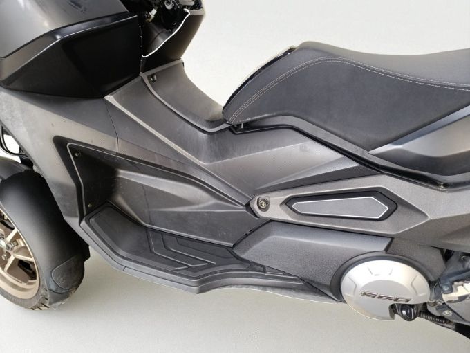 KYMCO CV3 550 4