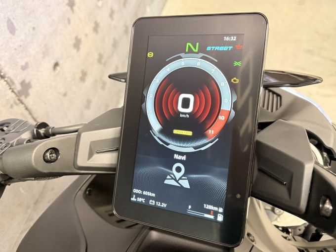 CF MOTO NK 800 Advanced 4