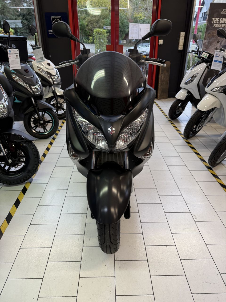 SUZUKI BURGMAN 125 4