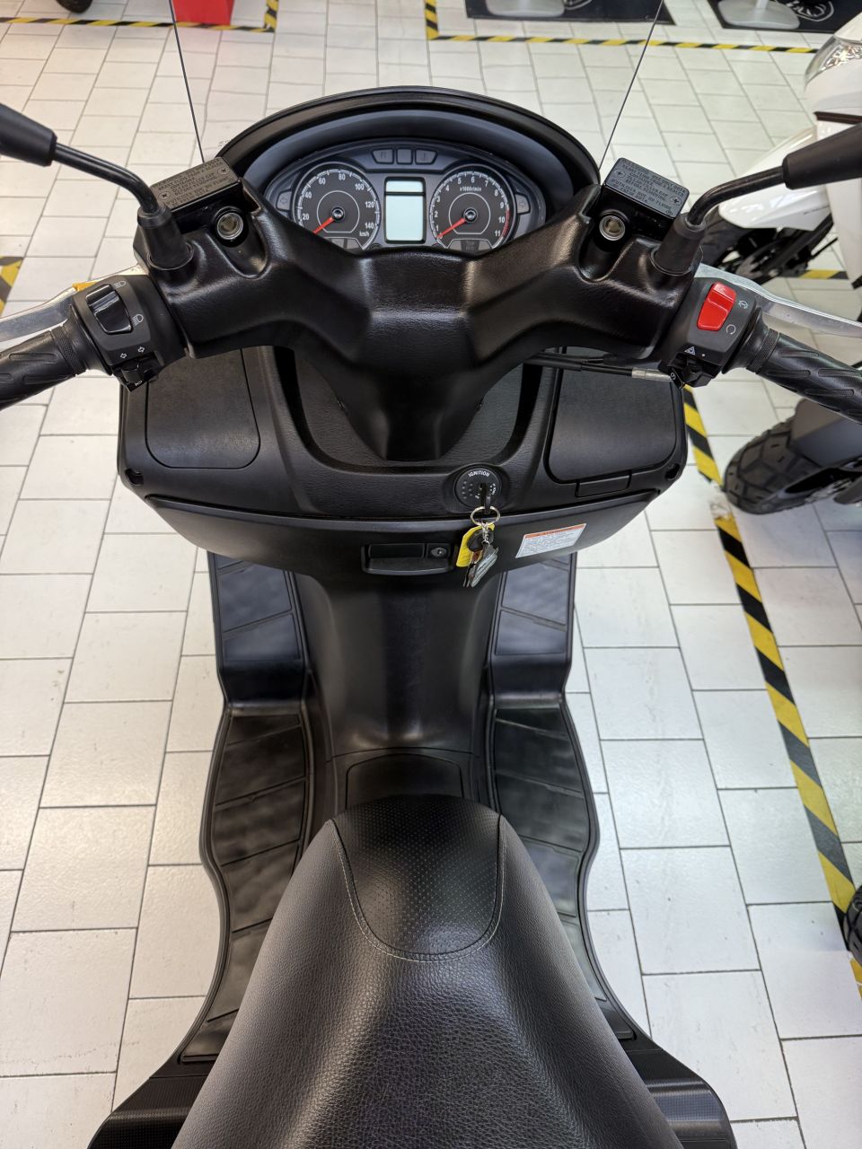 SUZUKI BURGMAN 125 4