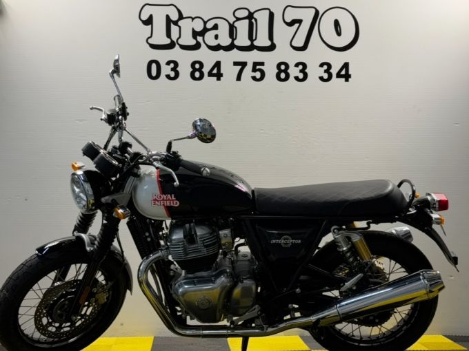 ROYAL ENFIELD INTERCEPTOR 4