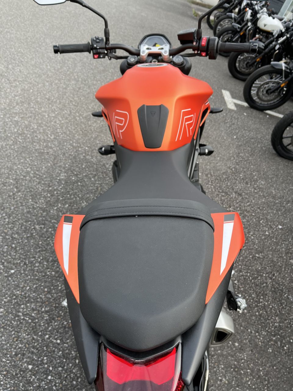 TRIUMPH STREET TRIPLE 765 R 4