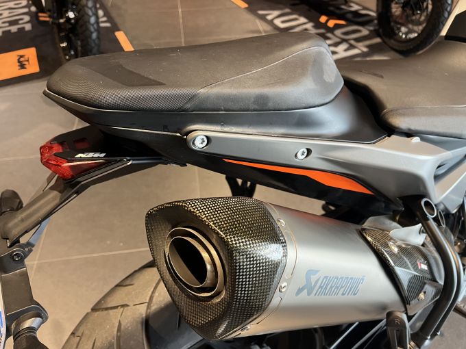 KTM 790 DUKE L 4