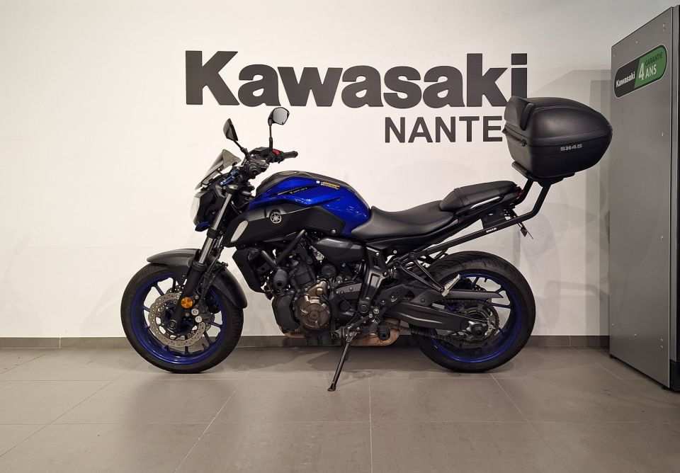 YAMAHA MT-07 (47.5CV) 4