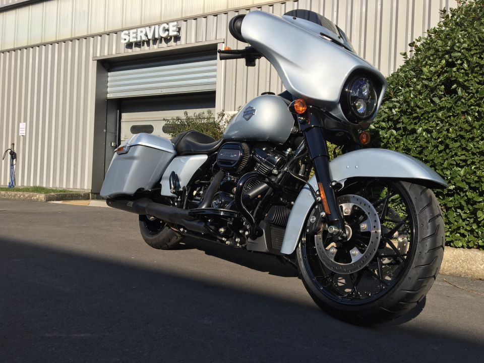 HARLEY-DAVIDSON TOURING STREET GLIDE 1868 SPECIAL 4