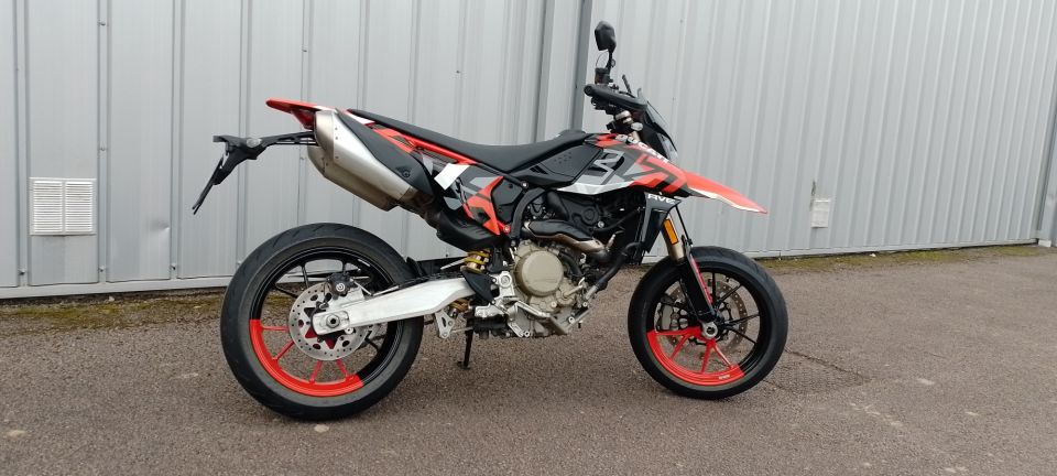 DUCATI HYPERMOTARD 698 RVE 4