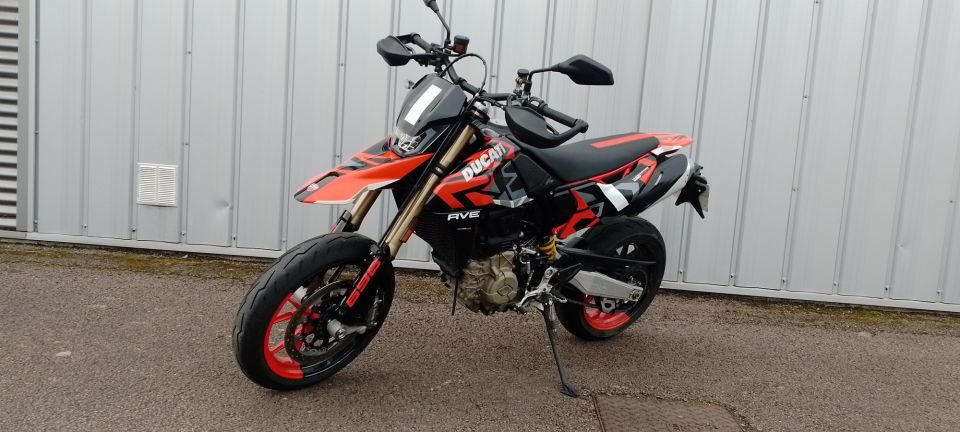 DUCATI HYPERMOTARD 698 RVE 4