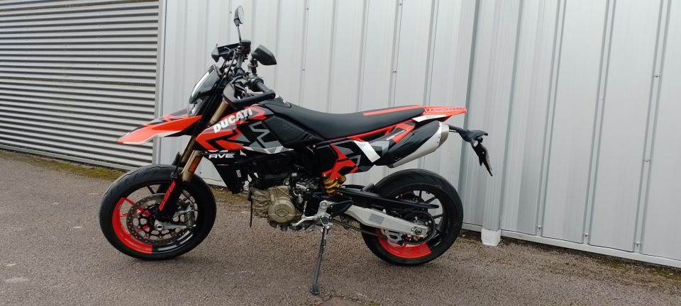 DUCATI HYPERMOTARD 698 RVE 4