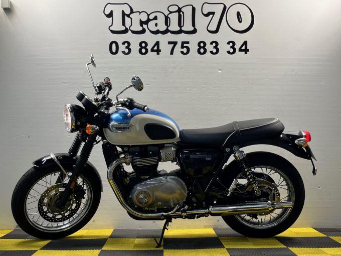 TRIUMPH BONNEVILLE 865 T100 4