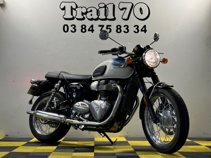 TRIUMPH BONNEVILLE 865 T100 4