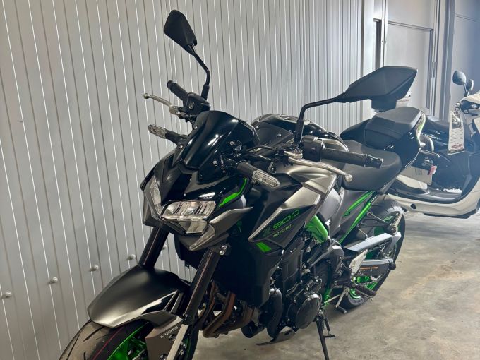 KAWASAKI Z 900 4