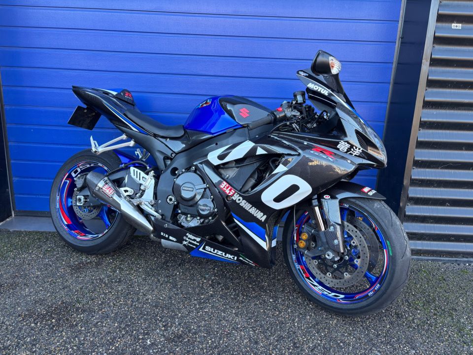 SUZUKI GSX-R 750 4
