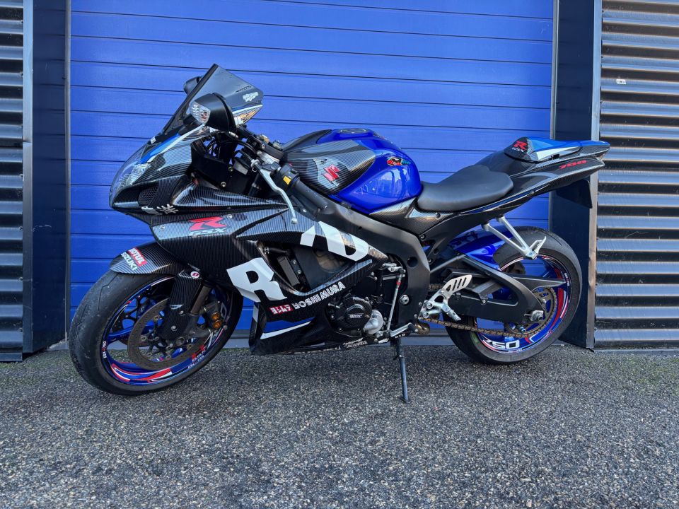 SUZUKI GSX-R 750 4