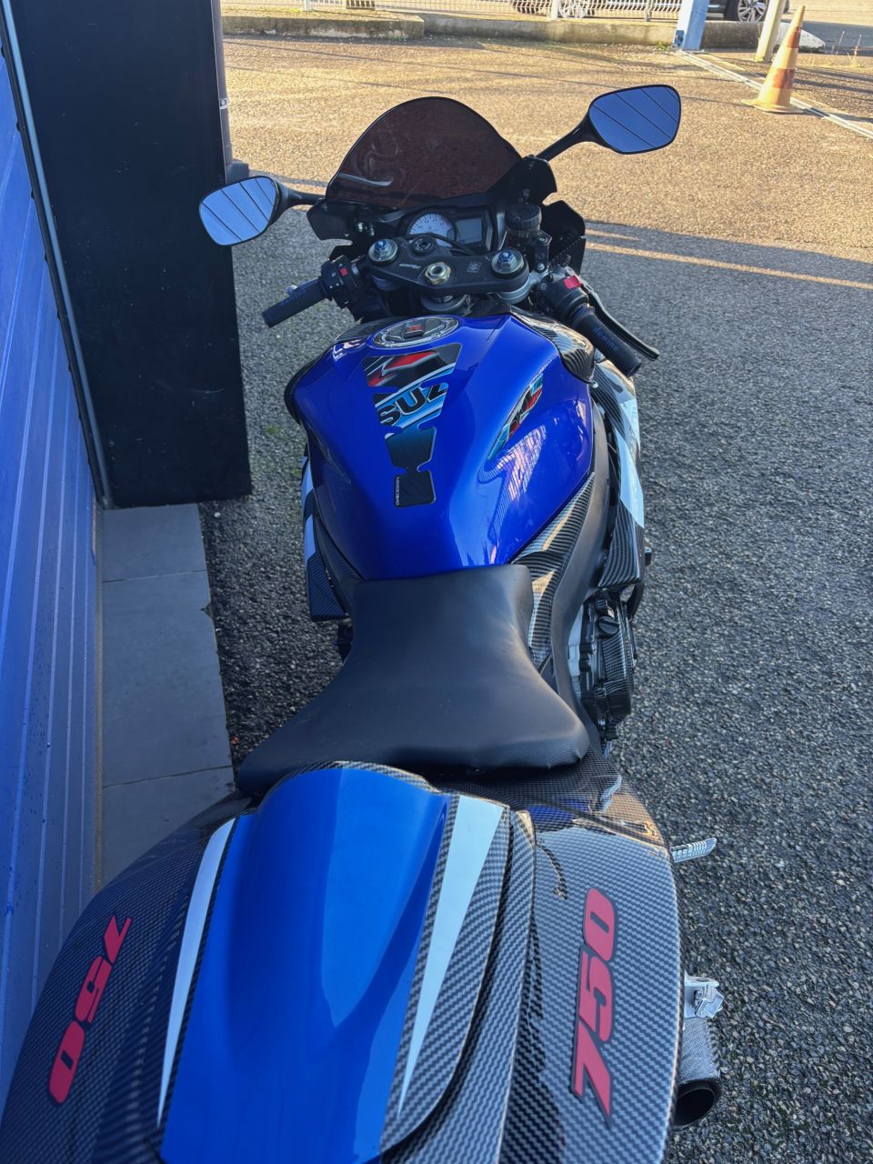 SUZUKI GSX-R 750 4