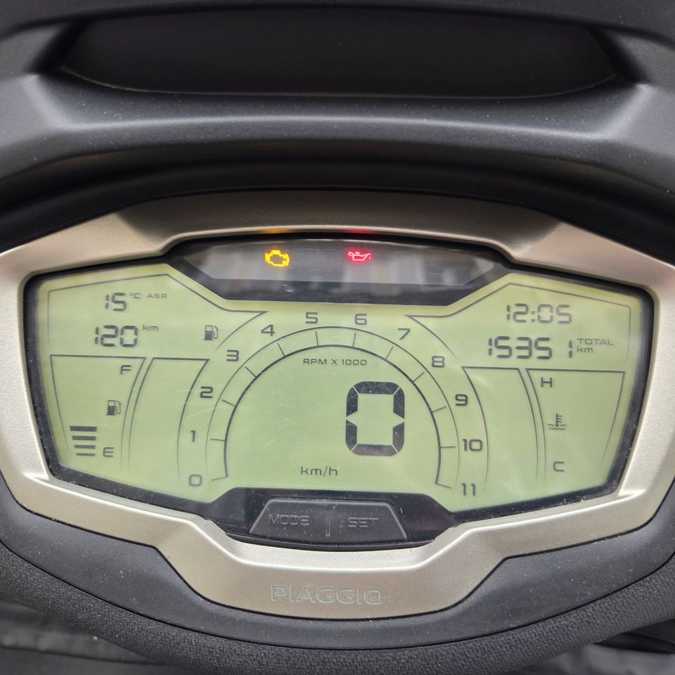 PIAGGIO BEVERLY 400 4