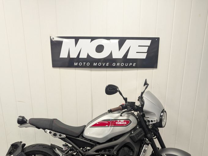 YAMAHA XSR 900 4