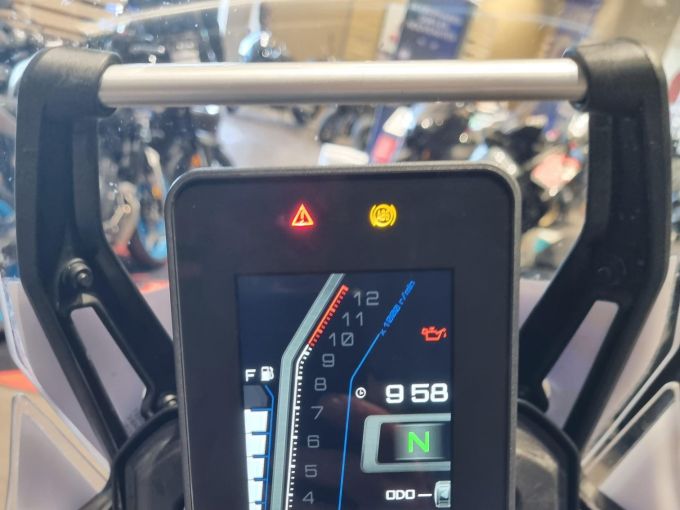 YAMAHA XTZ TENERE 700 Extreme 4