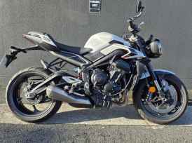 TRIUMPH STREET TRIPLE 765 R - 2024