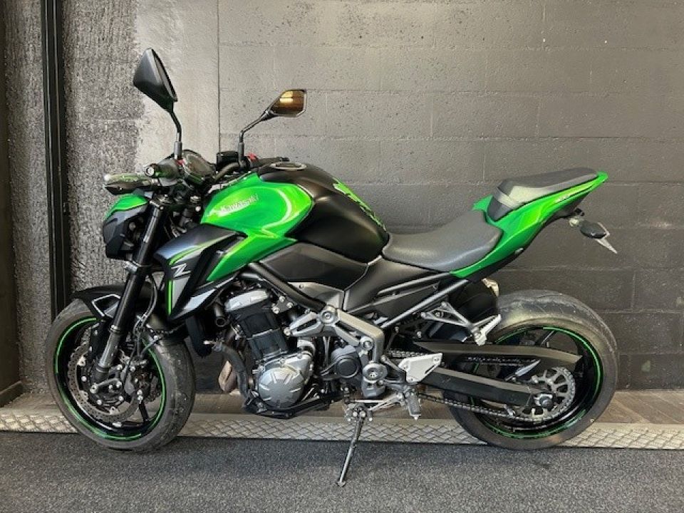 KAWASAKI Z 900 4