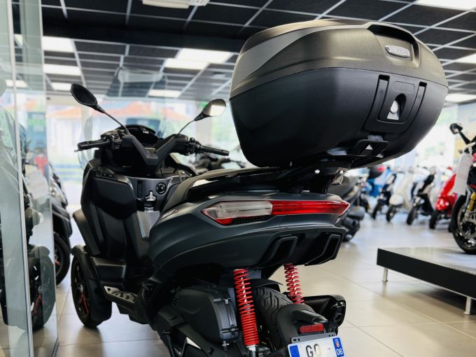PIAGGIO MP3 400 HPE SPORT ABS ASR 4