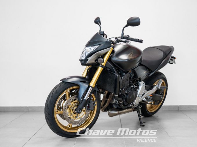 HONDA CB 600 F HORNET 4