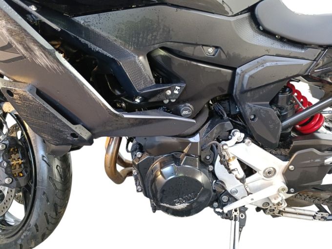 BMW F 900 XR 4