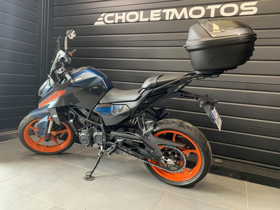 KTM 125 DUKE ABS 4
