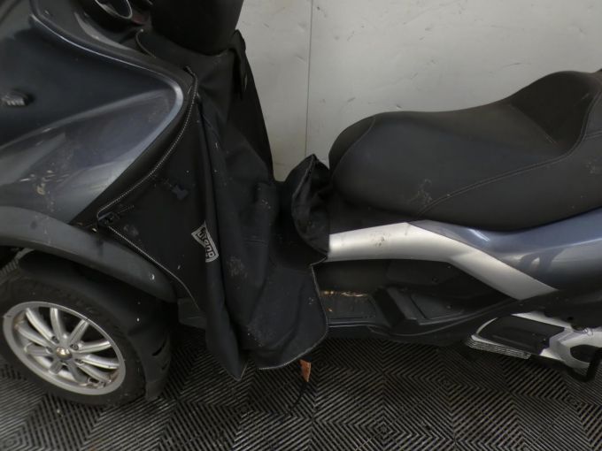 PIAGGIO MP3 300 LT 4