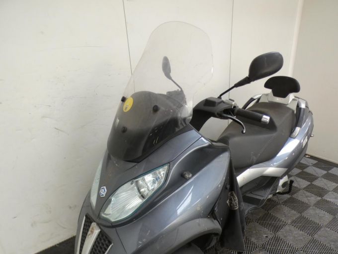PIAGGIO MP3 300 LT 4
