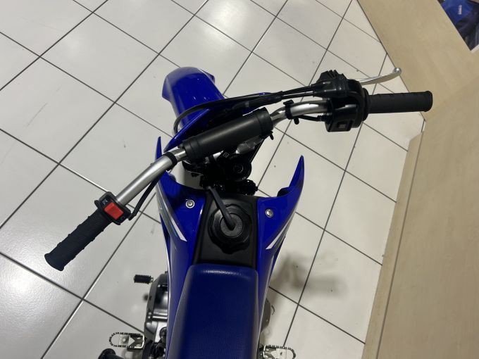 YAMAHA TT-R50 4